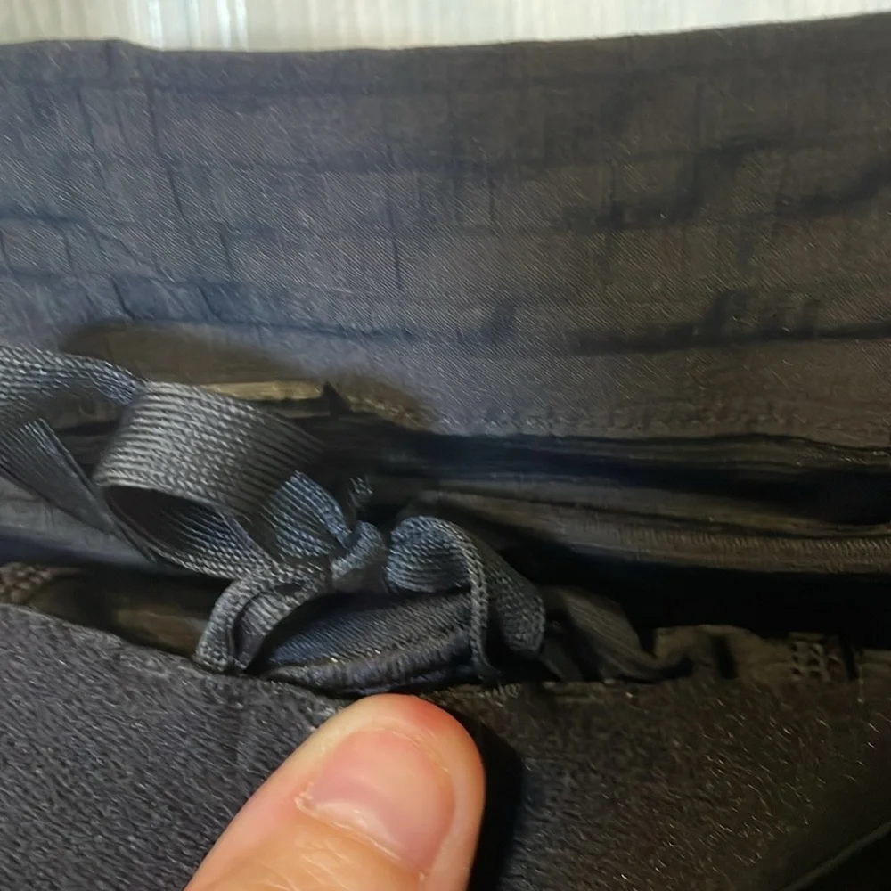 Lululemon Surge Lined Special Edition 6" Men's Black Athletic Shorts, size M. - Picture 7 of 12